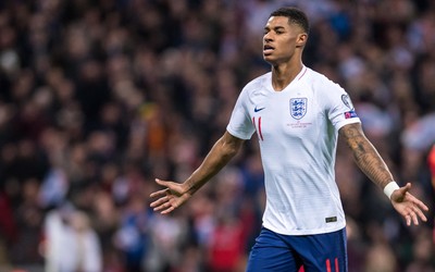 正大体育精华-C罗任意球再成经典